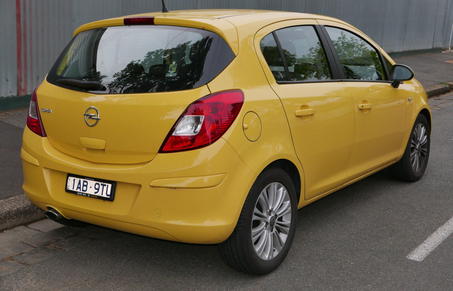 Opel Corsa D (Facelift 2011) 5door 1.4 XER (100 Hp)